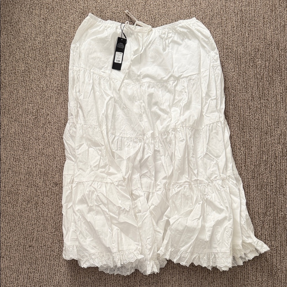 Fashion Nova White Ruffled Skirt